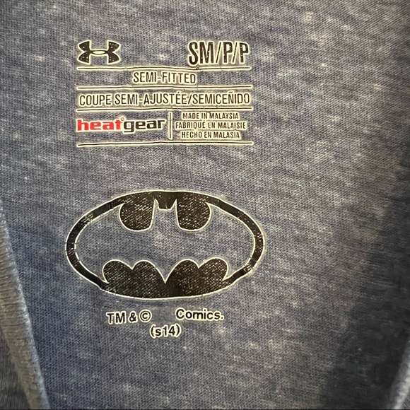 Under Armor Small Semi-Fitted Blue and Yellow Batman Tee - Picture 6 of 6